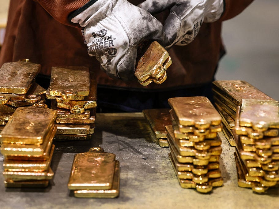Gold’s rally just cracked, but one private Swiss bank says it’s not over Gold's rally just cracked, but one private Swiss bank says it's not over