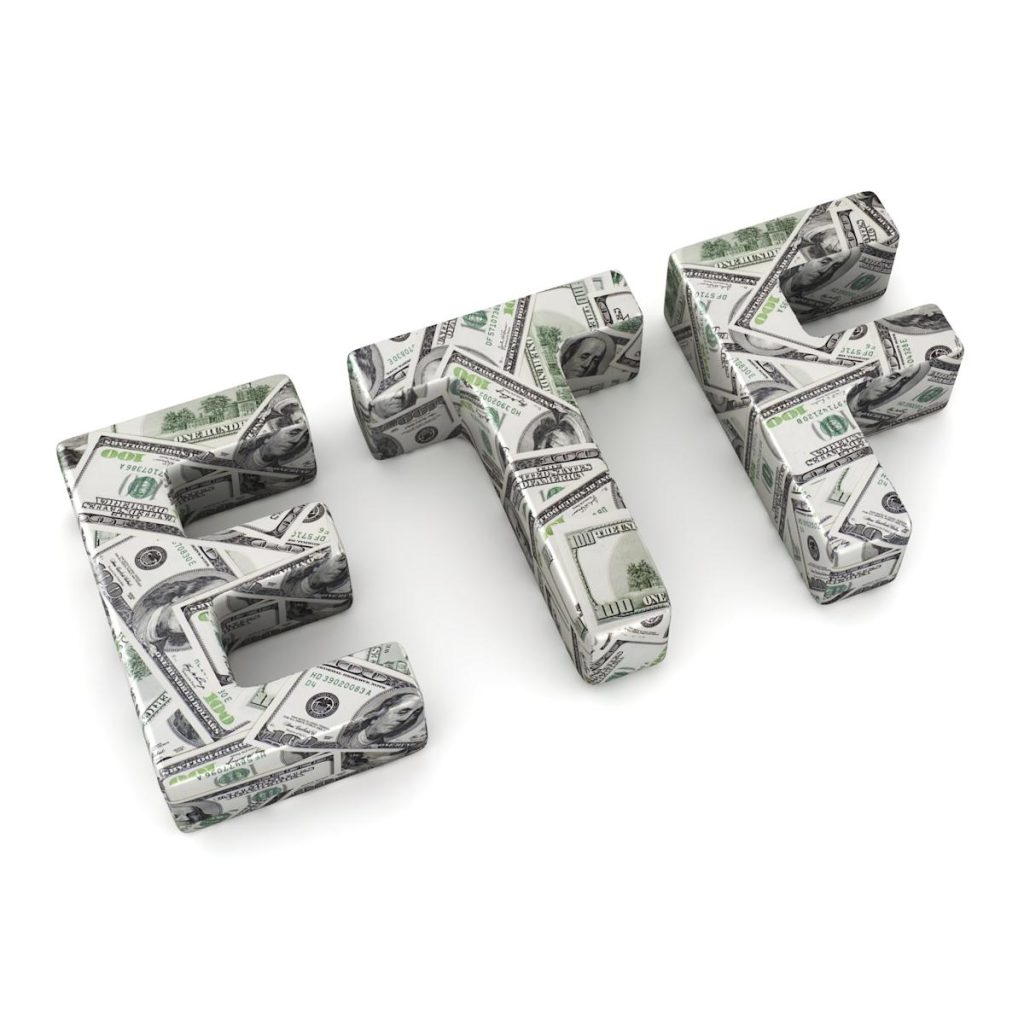 XRP’s First ETF Launches With $250M But Price Drops 9%