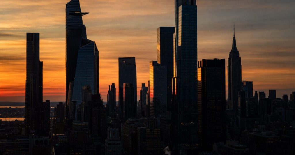 Situational Awareness Hedge Fund Nears Collapse After AI Stocks Crater 30% Situational Awareness Hedge Fund Nears Collapse After AI Stocks Crater 30%